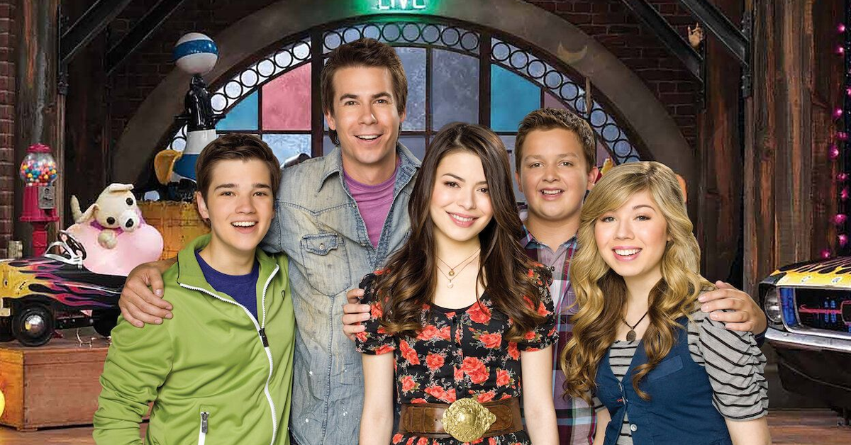 iCarly Reboot Finally Happening On Paramount+.